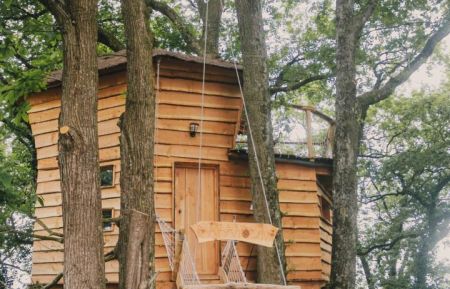 Cabane dans les arbres30442 Coudures - Landes - photo